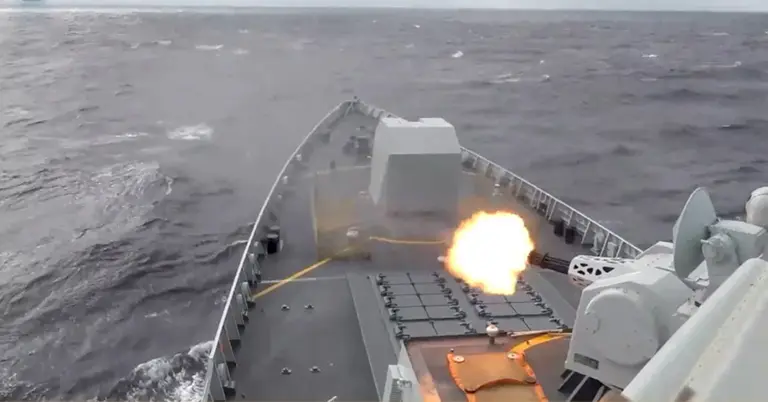 চীনের সামরিক মহড়া